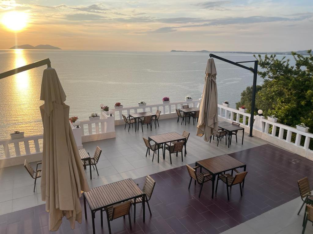 Sea View Apartments Vlorë Exterior foto