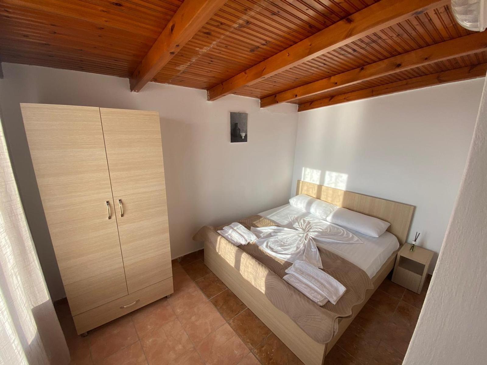 Sea View Apartments Vlorë Exterior foto
